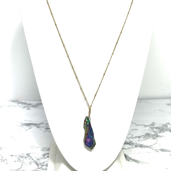 Titanium Aura: Quartz Necklace "Stone of Astral Journeys" - Picture 2 of 10